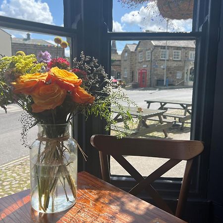 The Bay Horse, Masham Hotel Екстериор снимка