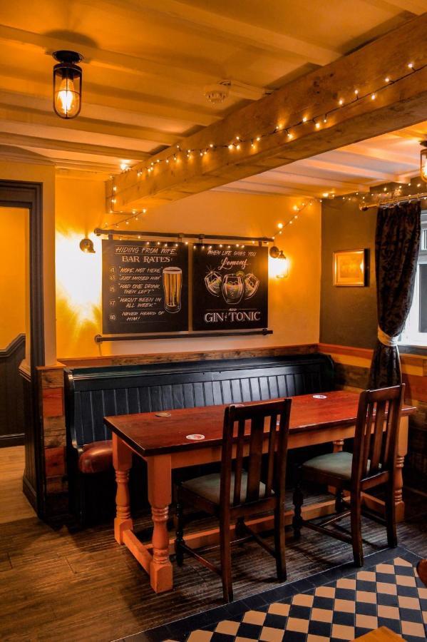 The Bay Horse, Masham Hotel Екстериор снимка