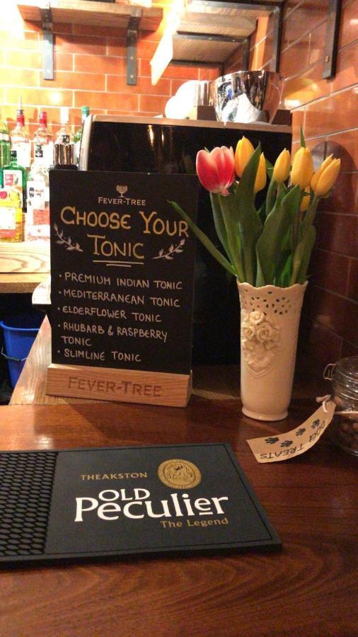 The Bay Horse, Masham Hotel Екстериор снимка