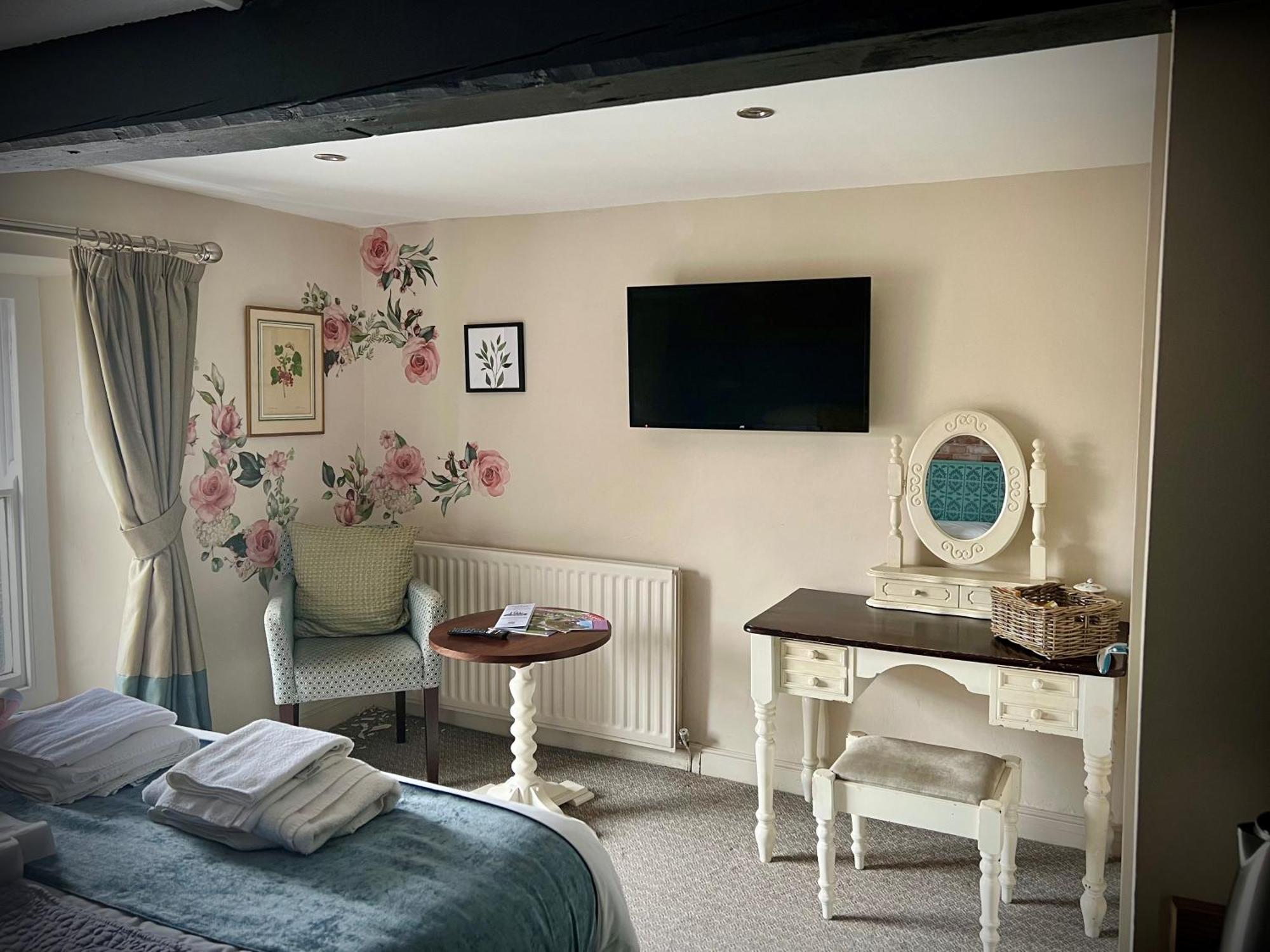 The Bay Horse, Masham Hotel Екстериор снимка