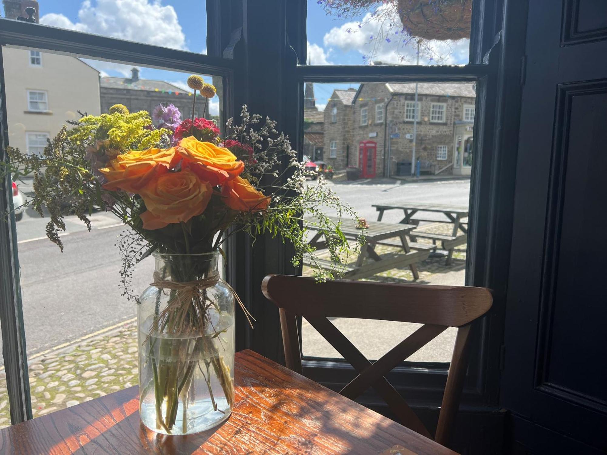 The Bay Horse, Masham Hotel Екстериор снимка